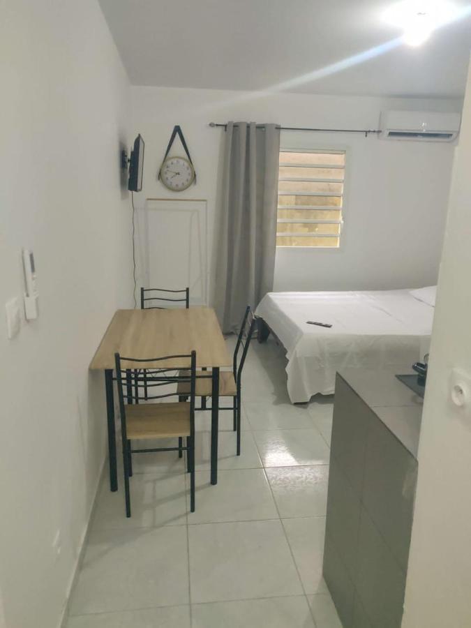 St-Laurent Centre - Baka Lycee Confort T1 Сен-Лоран-дю-Мароні Екстер'єр фото