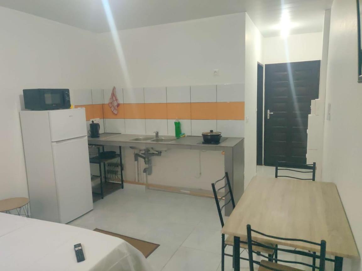 St-Laurent Centre - Baka Lycee Confort T1 Сен-Лоран-дю-Мароні Екстер'єр фото